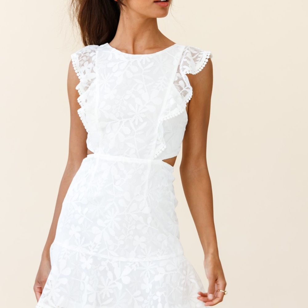 Selfie Leslie White Floral Lace Mini Dress with Ruffle Trim